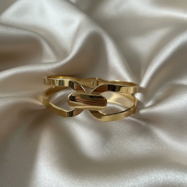 Elegant_Minimalist_18K_Gold_Plated_Anti-Tarnish_Double_Band_Bangle