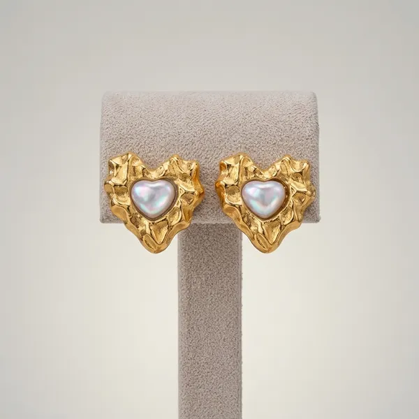Vintage-Inspired_Textured_Gold_And_Pearl_Heart_Stud_Earrings