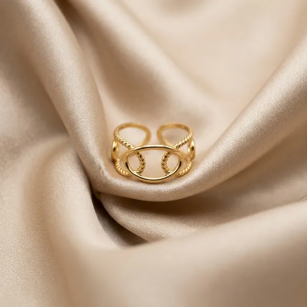Elegant_Geometric_Gold_Ring