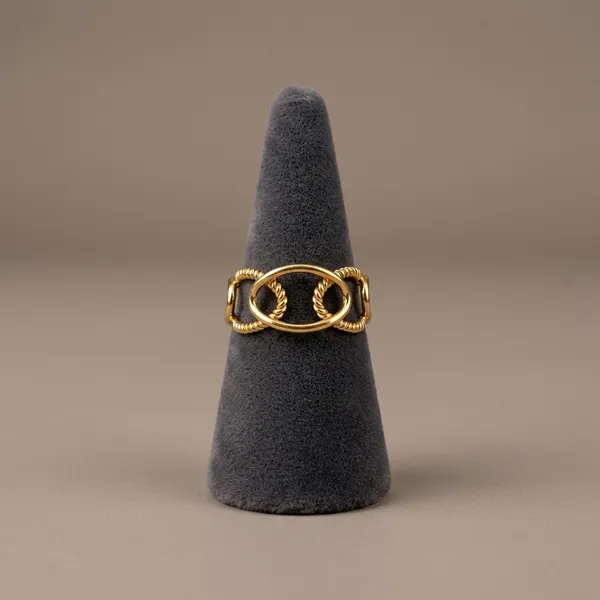 Elegant_Geometric_Gold_Ring
