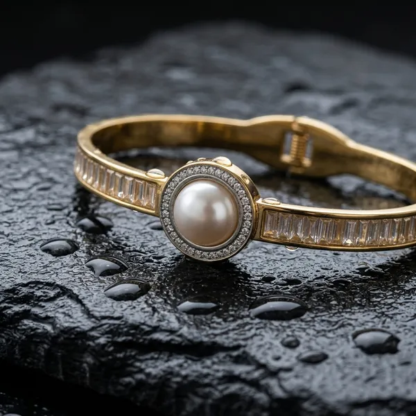 Luxe_Pearl_Bangle_Bracelet
