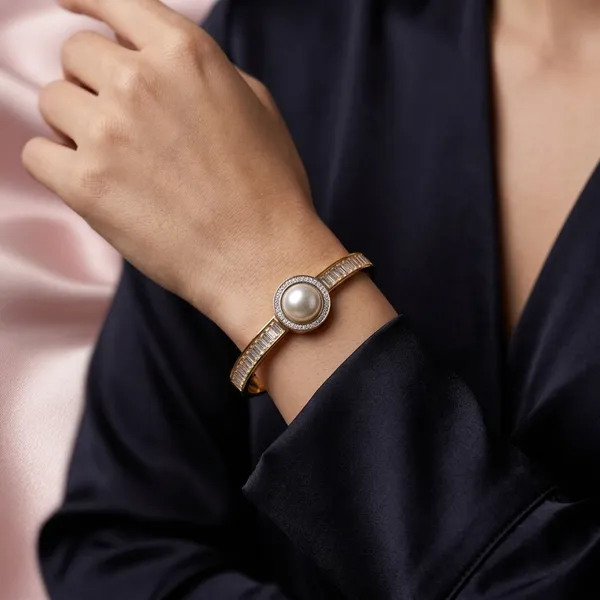 Luxe_Pearl_Bangle_Bracelet