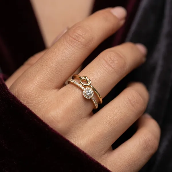 Golden_Triple-Band_Sparkle_Ring