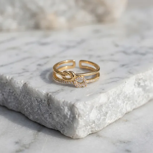 Golden_Triple-Band_Sparkle_Ring