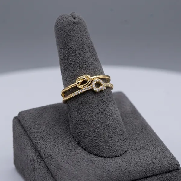 Golden_Triple-Band_Sparkle_Ring