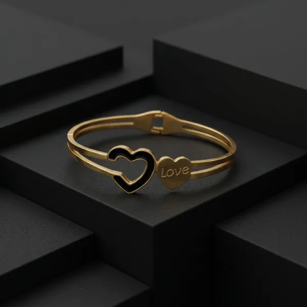 Golden_Love_Heart_Bracelet