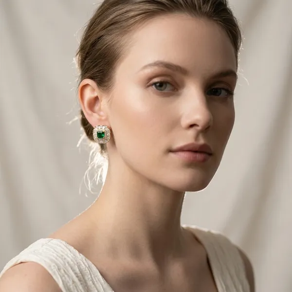 Emerald_Radiance_Earrings