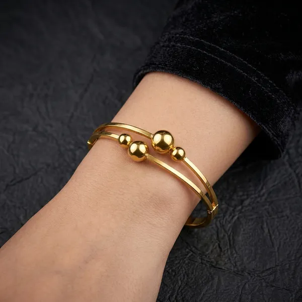 Gold_Plated_Bracelet_Geometric_Bead_Bangle