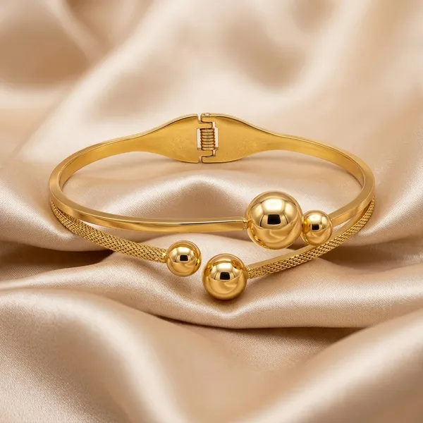 Gold_Plated_Bracelet_Geometric_Bead_Bangle