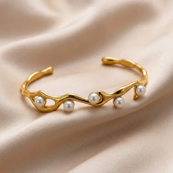 Gold_Plated_Bracelet_Organic_Pearl_Cuff