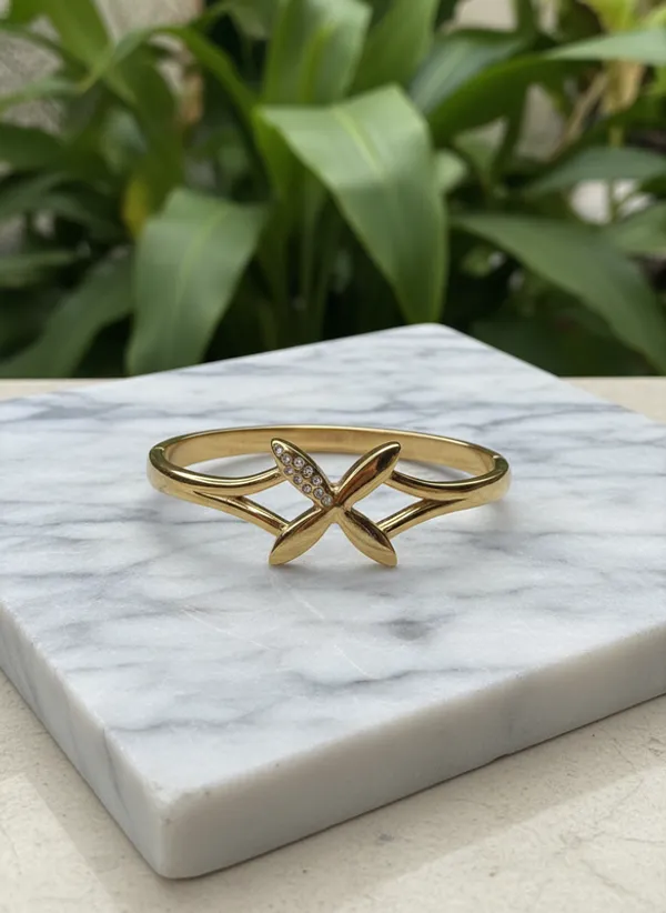 Radiant_Gold_Floral_Bangle_Bracelet
