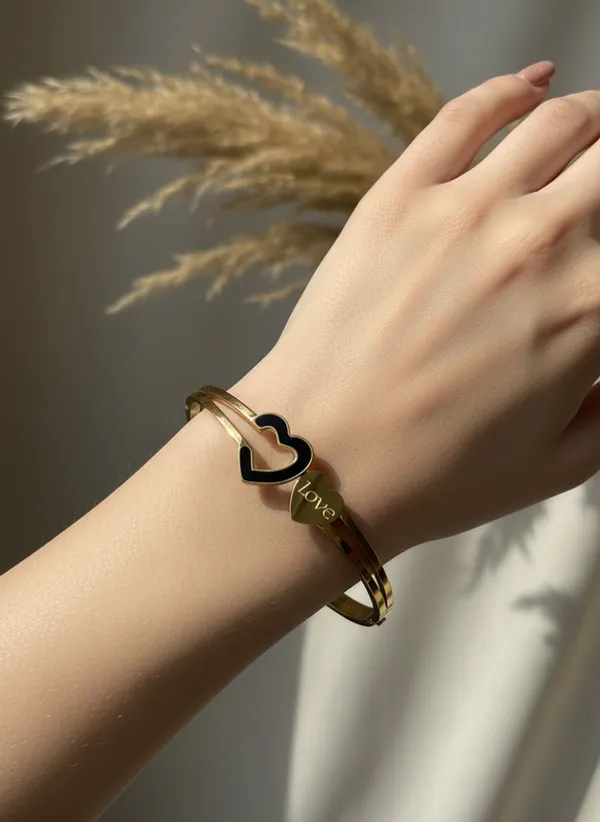 Eternal_Love_Heart_Bracelet