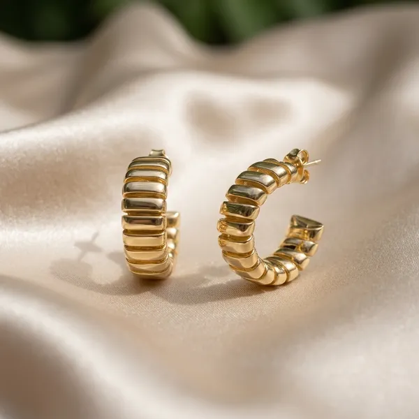 Golden_Ribbed_Hoop_Earrings