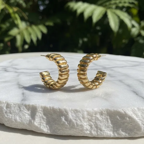 Golden_Ribbed_Hoop_Earrings