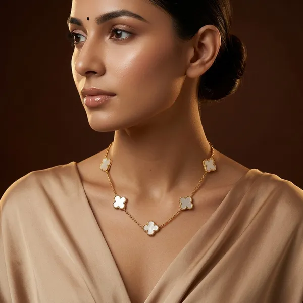 Gold_and_Mother_of_Pearl_Clover_Necklace
