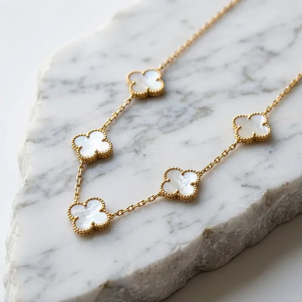 Gold_and_Mother_of_Pearl_Clover_Necklace