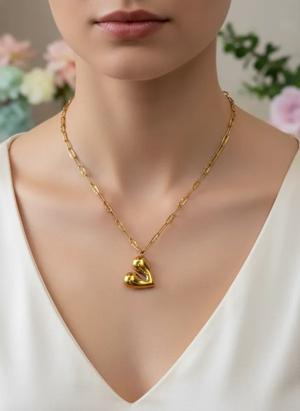 Emerald_Radiance_Gold_Chain