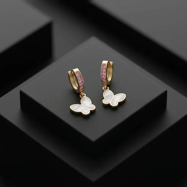 Whimsical_Pearl_Butterfly_Earring