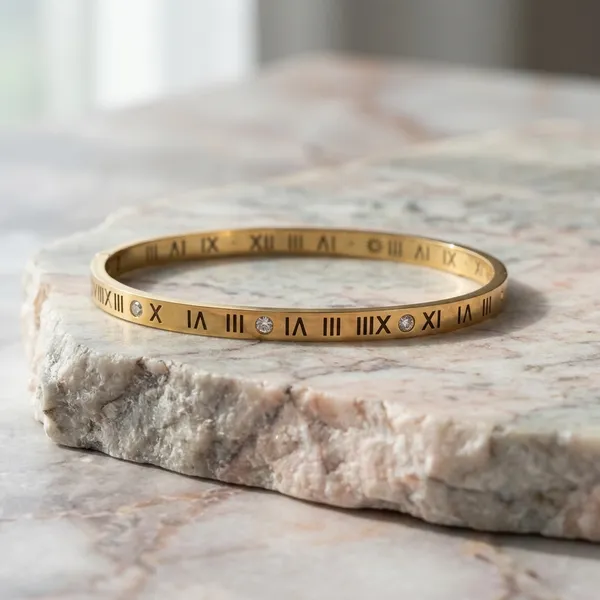 Timeless_Roman_Numeral_Bracelet