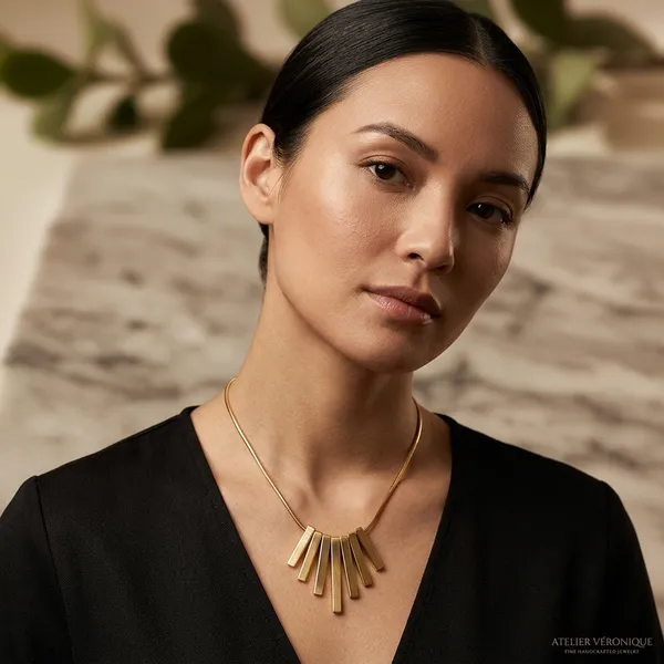 Golden_Geometric_Fringe_Statement_Chain