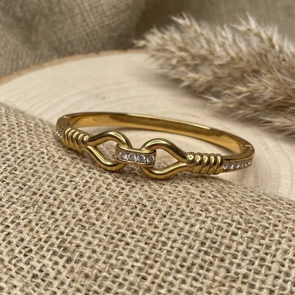 Regal_Pave_Bangle_Bracelet