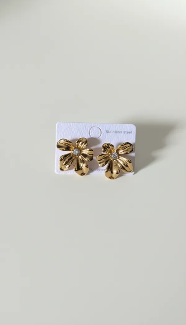 Golden_Petal_Earrings