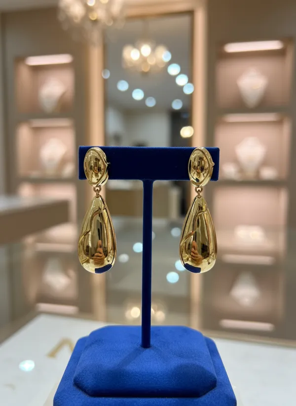 Gilded_Fluidity_Teardrop_Earrings