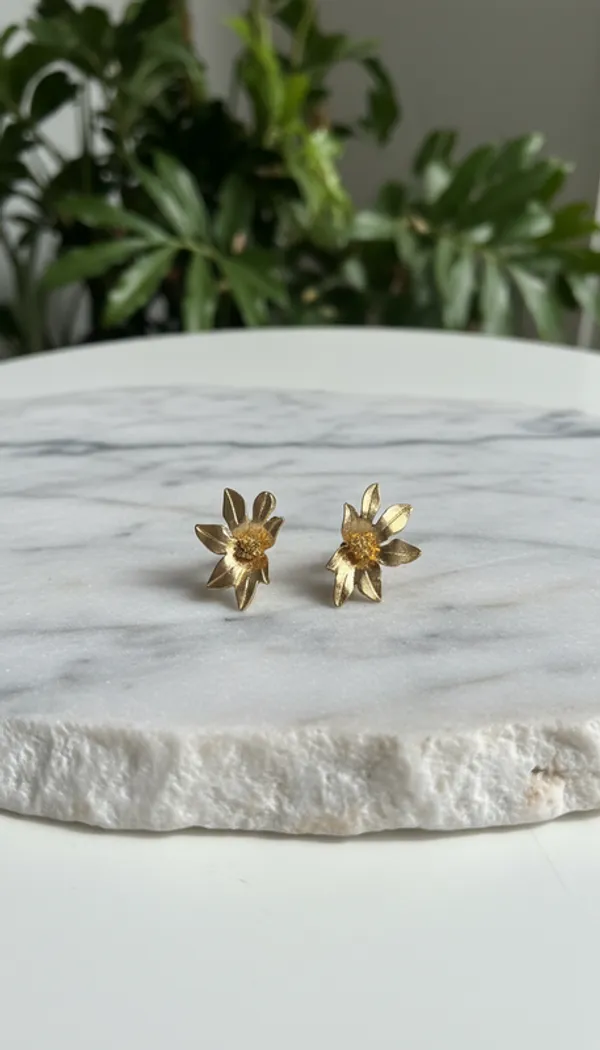 Golden_Bloom_Floral_Earrings