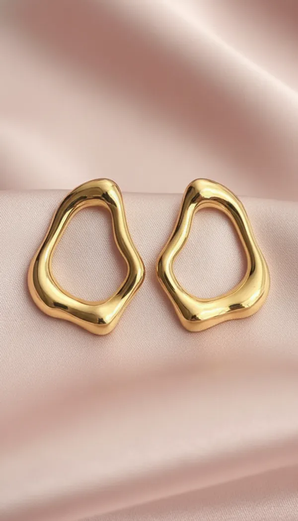 Sculptural_Gold_Organic_Earrings