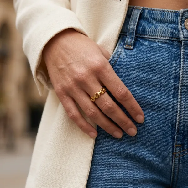 Chic_Gold_Link_Ring