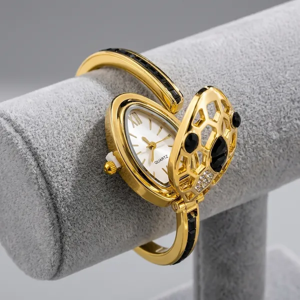 Midnight_Luxe_Crystal_Bracelet_Watch