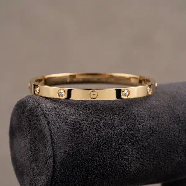 Gold_Plated_Bracelet_Screw_Style