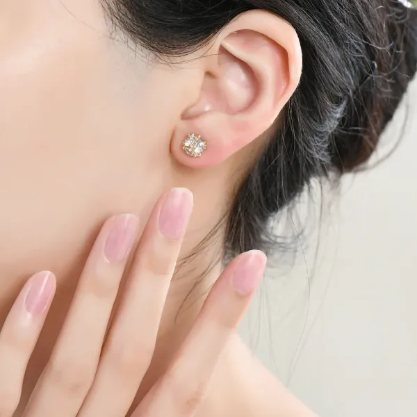 Gold_Plated_Crystal_Floral_Stud_Earrings