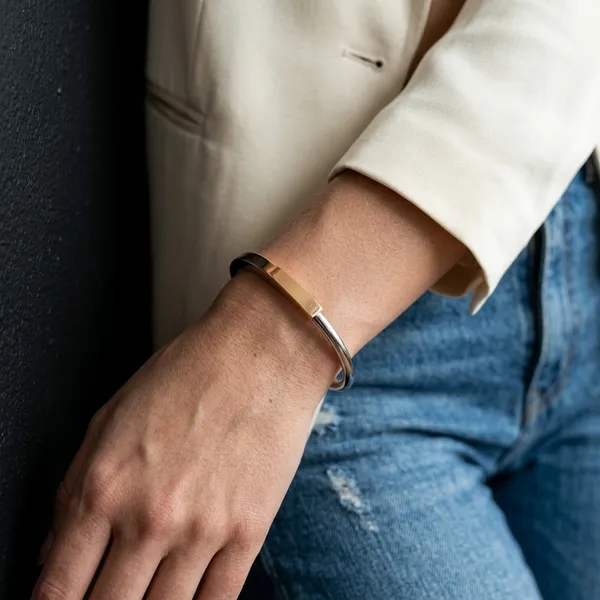 Modern_Two-Tone_Bangle_Bracelet