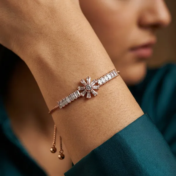 Rose_Gold_Plated_Zirconia_Adjustable_Floral_Baguette_Bracelet