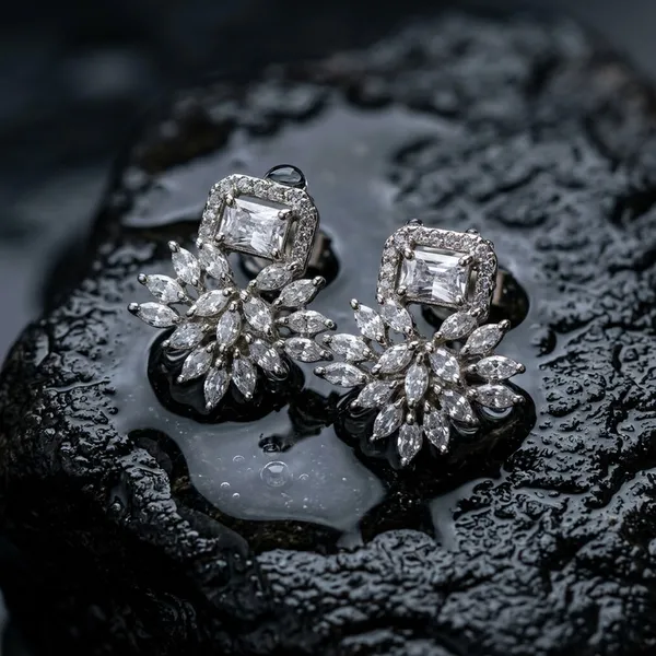 Silver_Crystal_Earring_Starburst