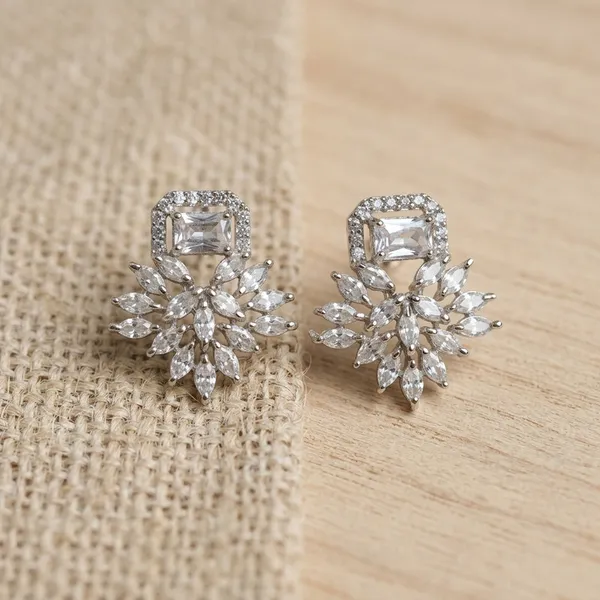 Silver_Crystal_Earring_Starburst