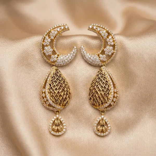 Gold_Plated_Earring_Crescent_Moon_Teardrop_Drop