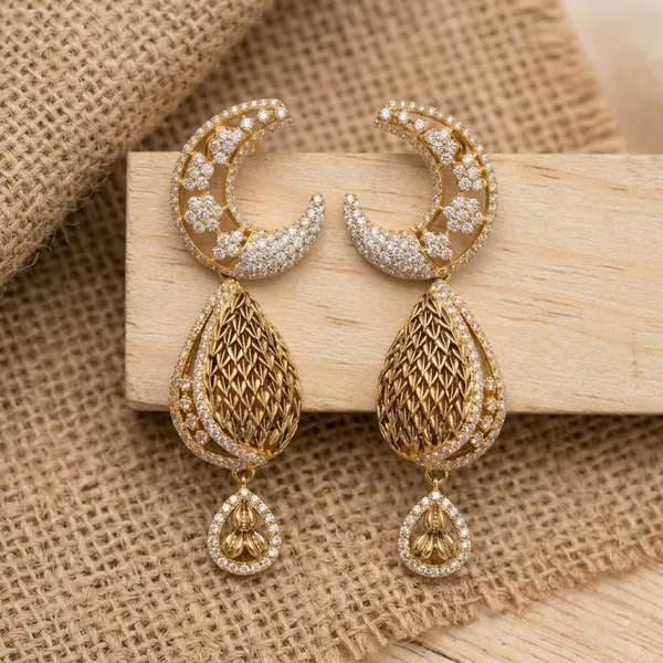 Gold_Plated_Earring_Crescent_Moon_Teardrop_Drop