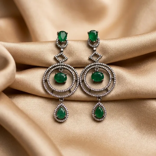 Emerald_Green_and_Diamond_Dangler_Earrings