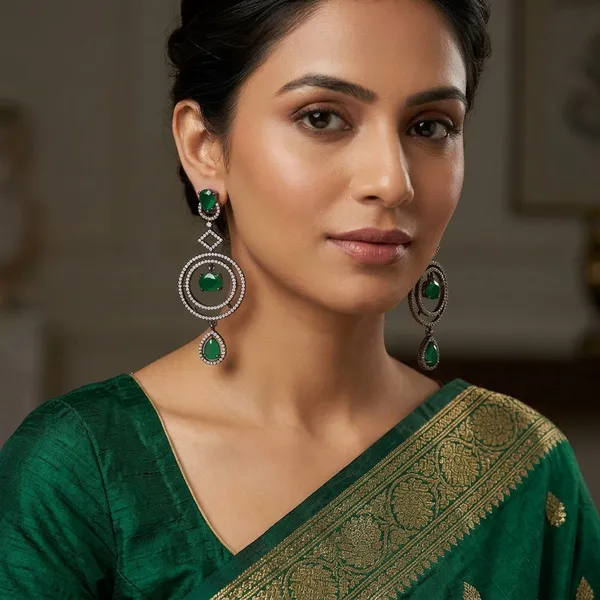 Emerald_Green_and_Diamond_Dangler_Earrings