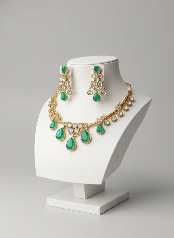 Indian_Set_Gold-Plated_Kundan_and_Emerald_Jewelry_Set__Traditional_Ethnic