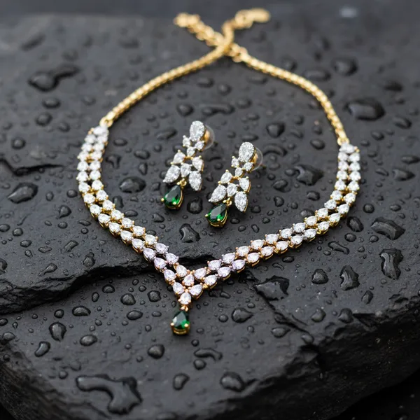 Indian_Set_Gold-Plated_CZ_and_Emerald_Green_Jewelry_Set