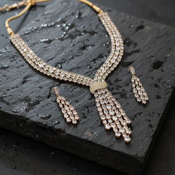 Indian_Set_Elegant_Anti_Tarnish_Cubic_Zirconia_Tassel_Necklace_and_Earring_Jewelry_Set