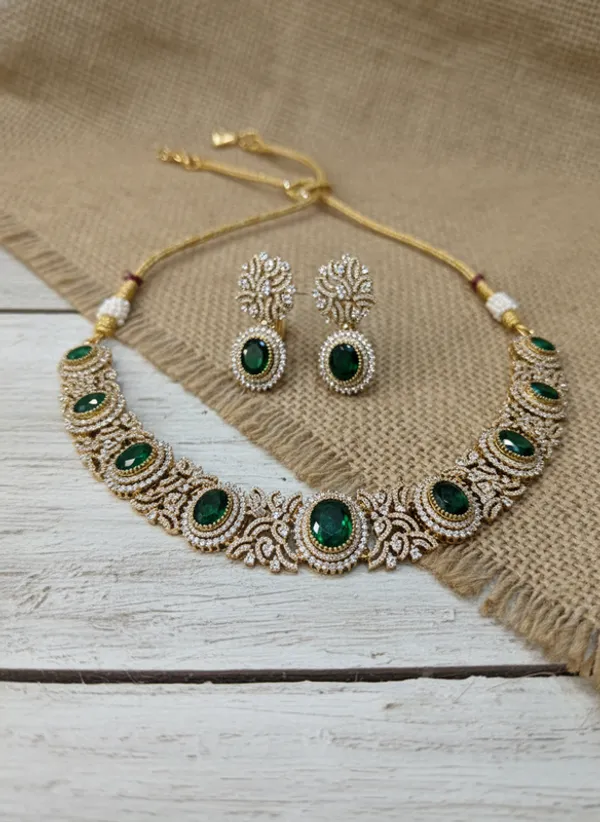 Indian_Set_Gold_Plated_Emerald_Necklace_Set_Traditional