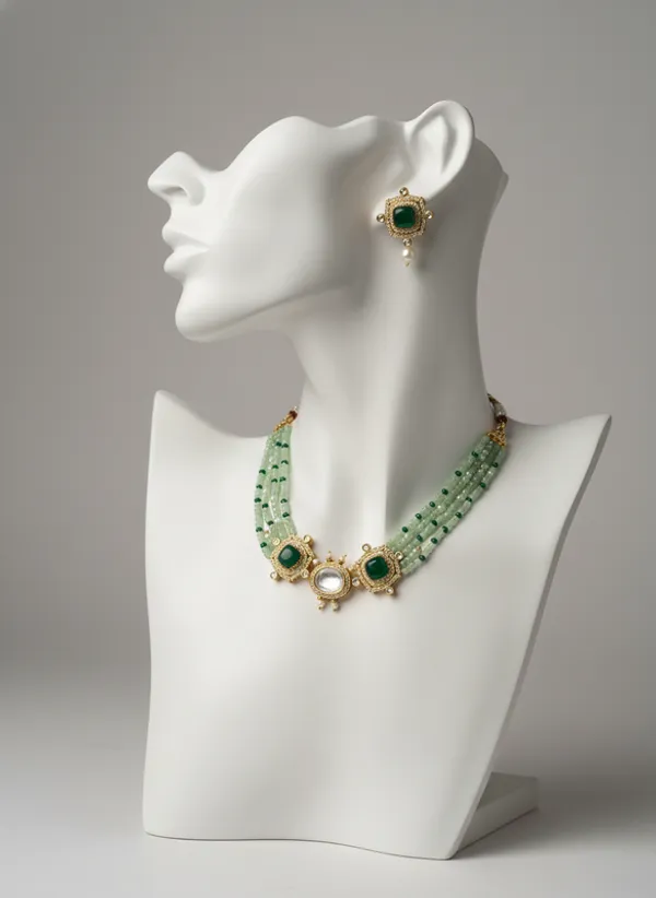 Indian_Set_Elegant_Emerald_Green_Kundan_Beaded_Choker_Necklace_and_Earrings_Jewelry_Set