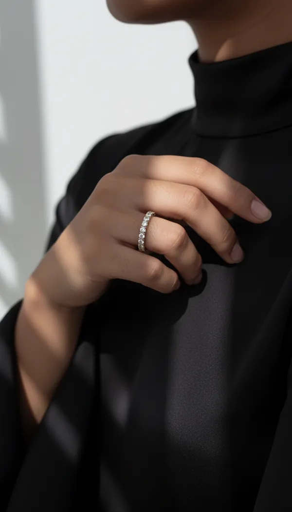 Elegant_Sparkling_Crystal_Eternity_Ring_-_Size_6