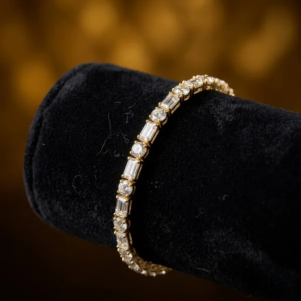 Gold_Baguette_and_Round_Diamond_Tennis_Bracelet