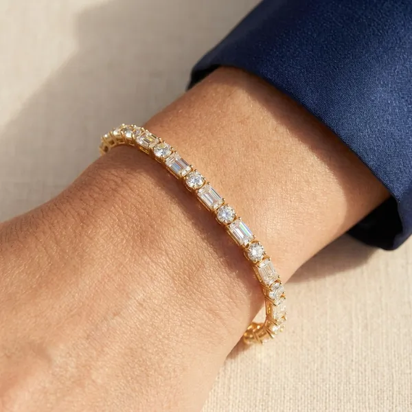 Gold_Baguette_and_Round_Diamond_Tennis_Bracelet