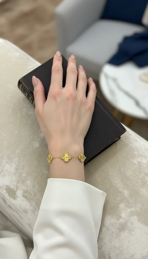 Radiant_Bloom_Bracelet